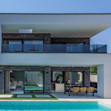Superb Design Villa Медулин Экстерьер фото