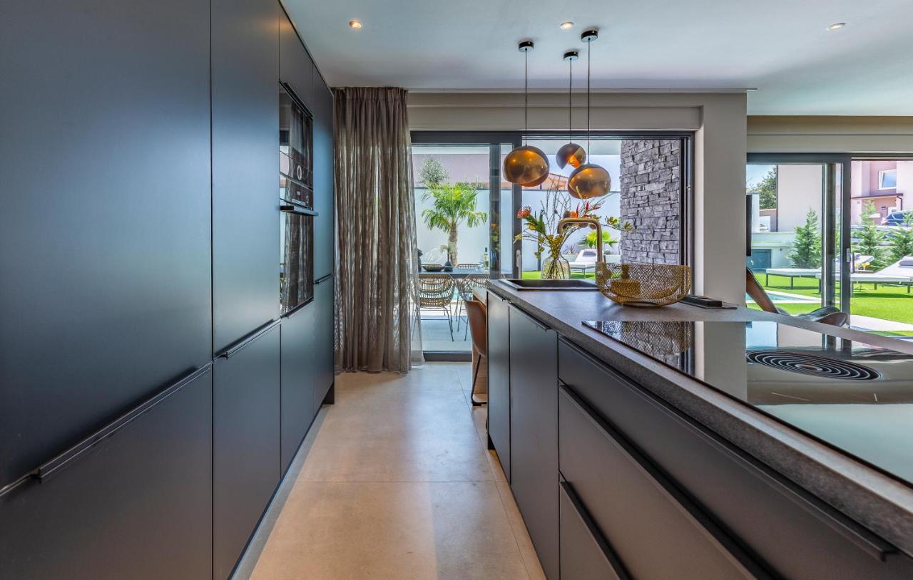Superb Design Villa Медулин Экстерьер фото