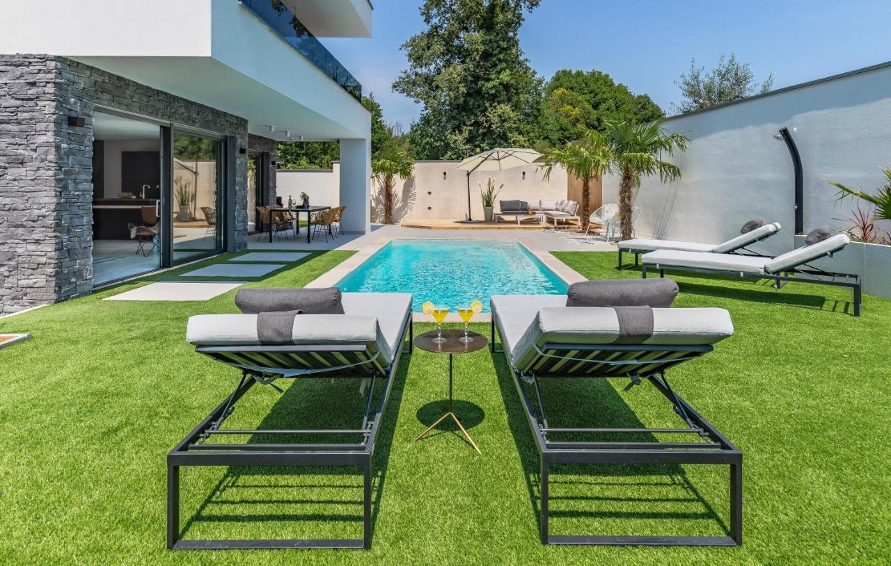 Superb Design Villa Медулин Экстерьер фото