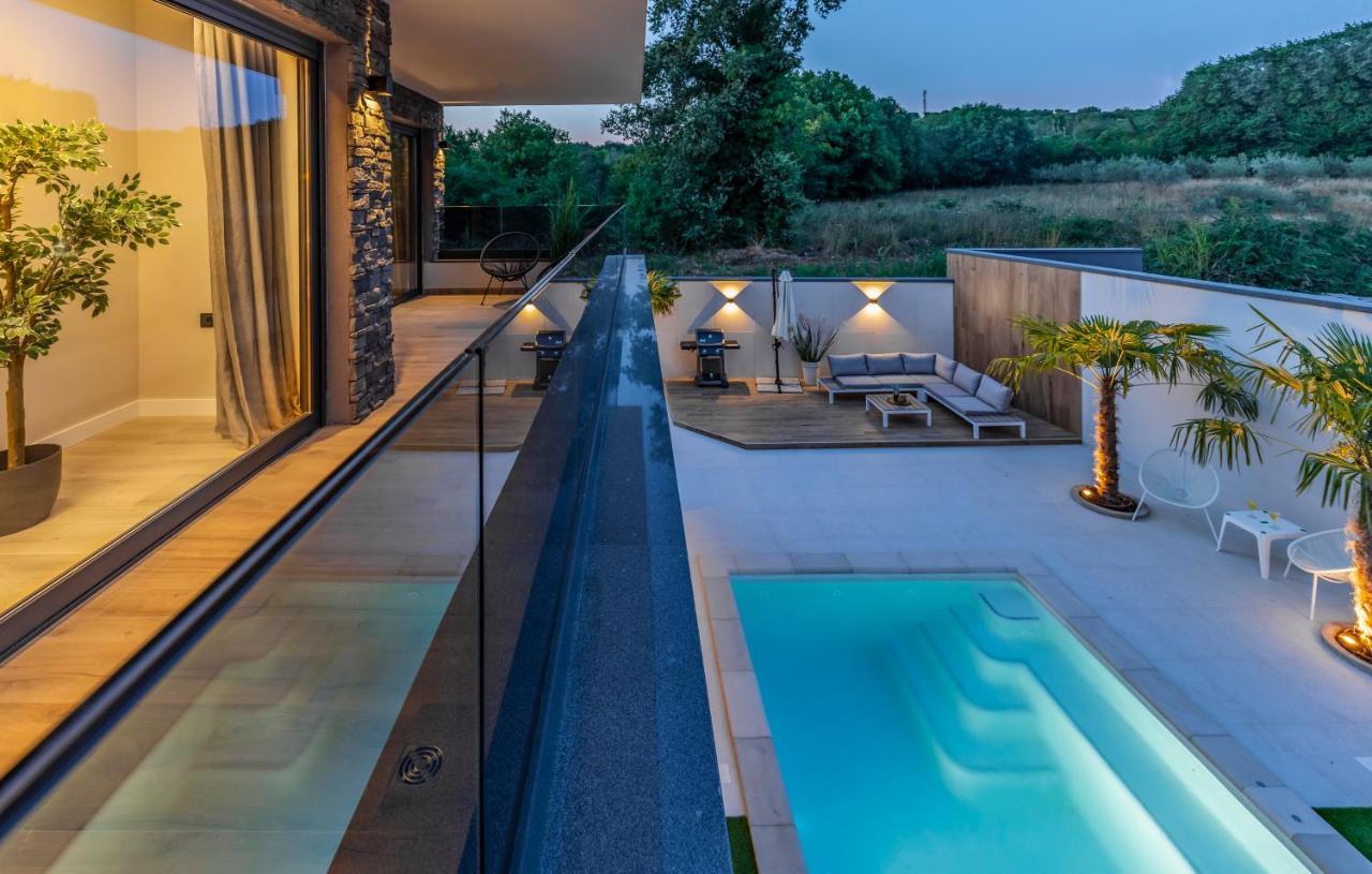 Superb Design Villa Медулин Экстерьер фото