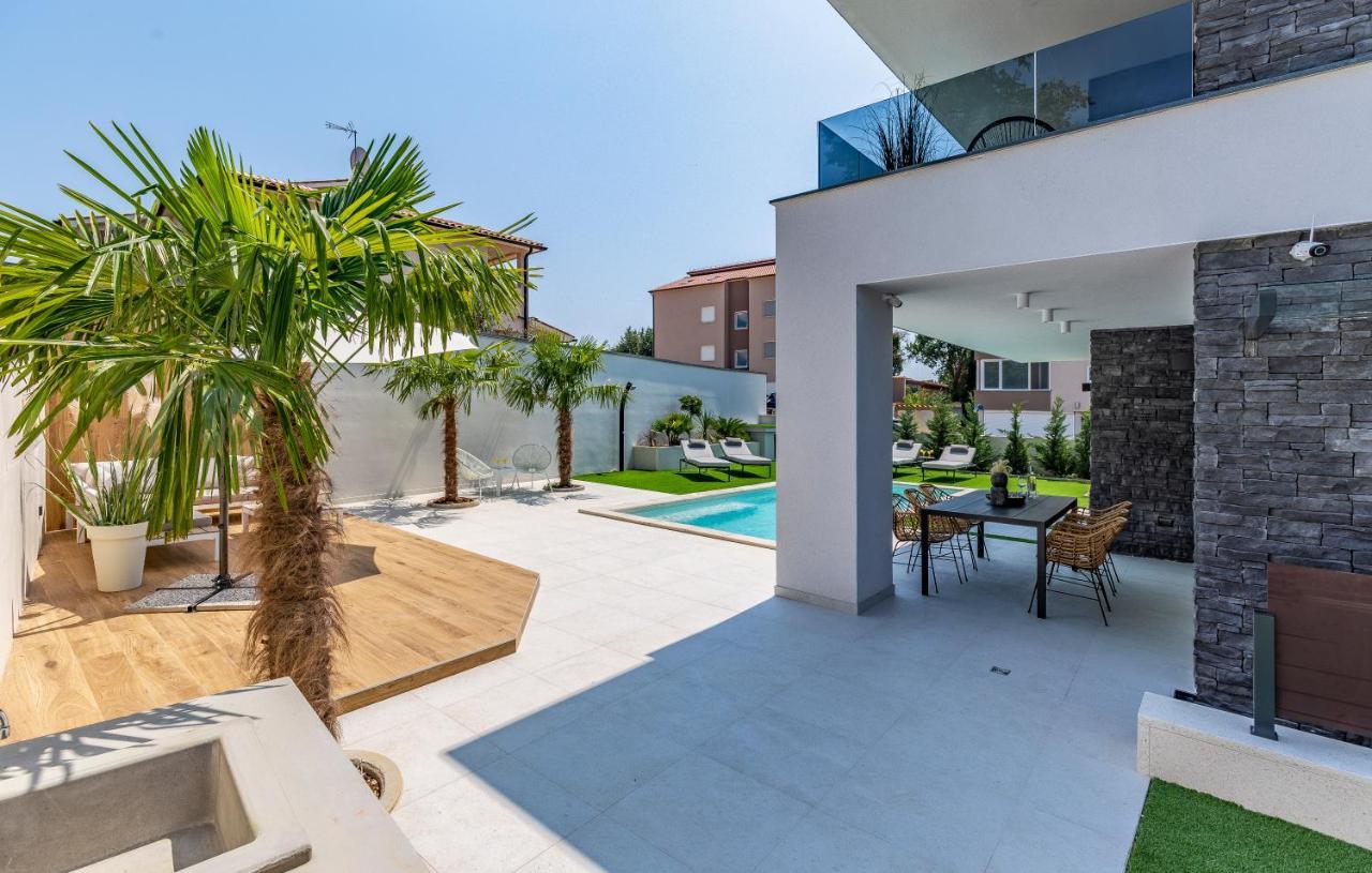 Superb Design Villa Медулин Экстерьер фото