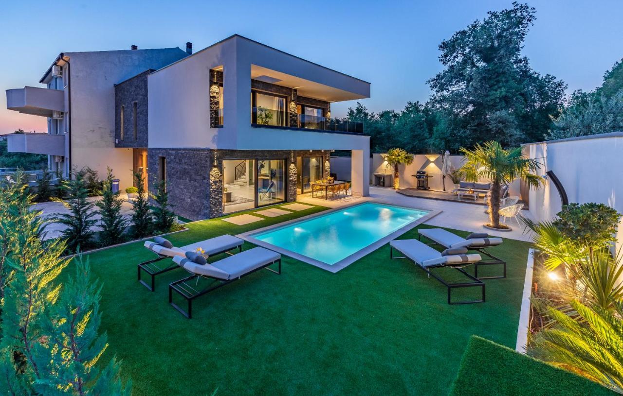 Superb Design Villa Медулин Экстерьер фото
